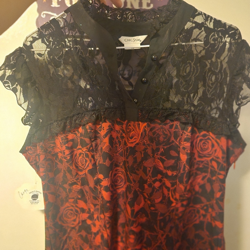GOTH Black lace red rose top with corset strings in the back by ChicStar.. - Picture 2 of 6